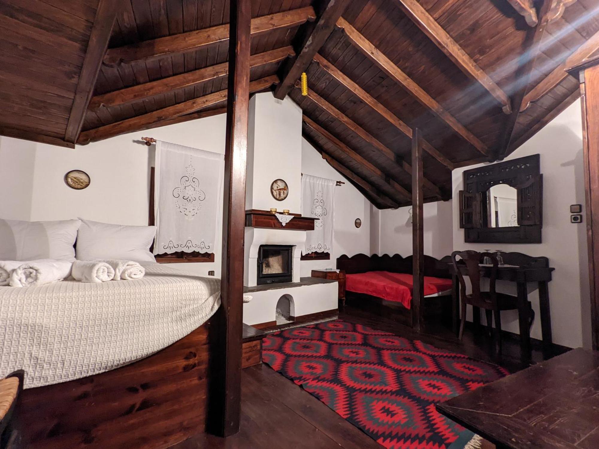 Traditional Guesthouse Lanari Livadi  Exterior photo